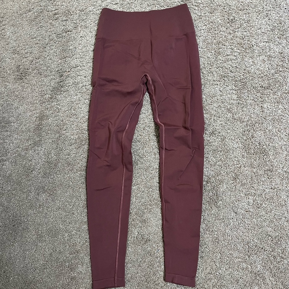 Alphalete leggings